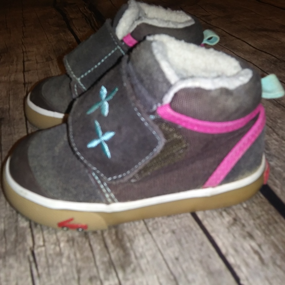 See Kai Run little girls boots/high tops 4